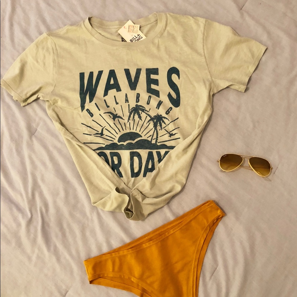 Billabong Womens “Waves for Days” T-shirt